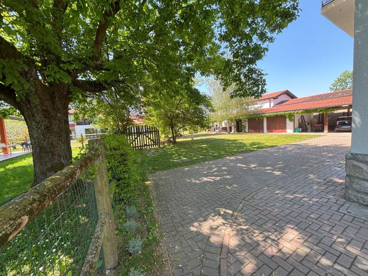 Casa Vacanze Magnolia Borgo Ticino Dış mekan fotoğraf